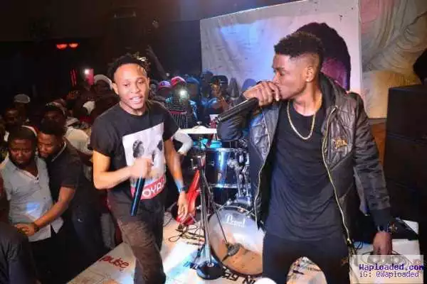 Photos: Lil Kesh Delivers Sensational Performance At Industry Nite